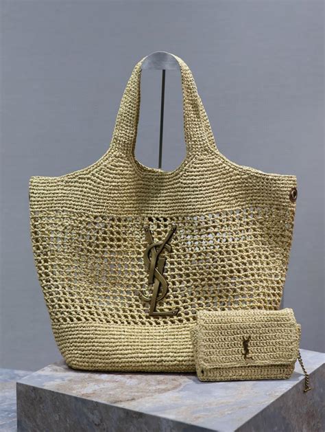 ICARE IN RAFFIA 